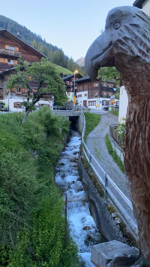 Langwies Gasthaus Edelweiss מראה חיצוני תמונה